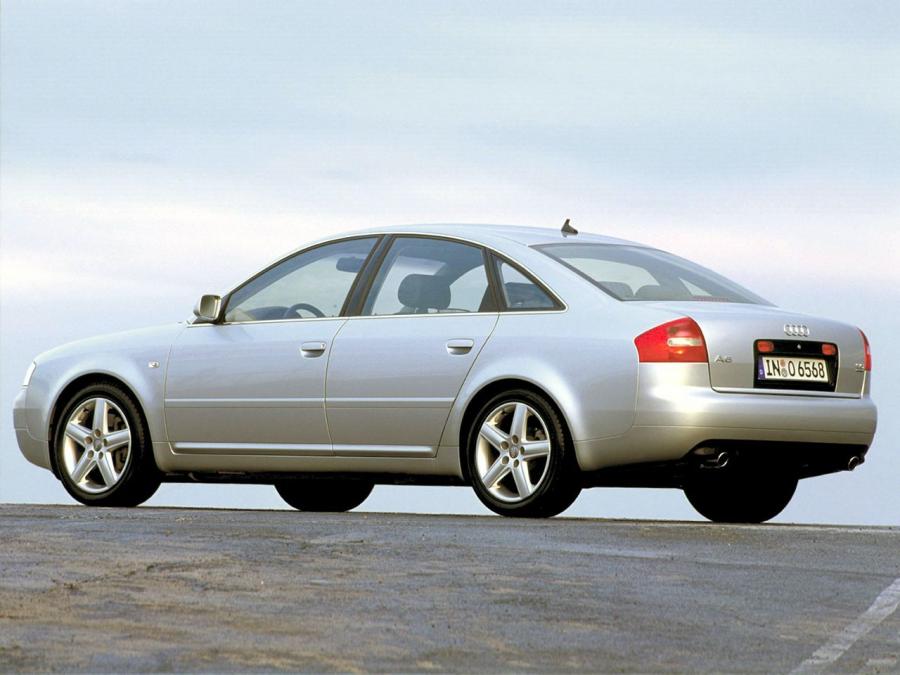  Audi A6 3.0 Quattro Sedan (4B, C5) 2001 года  (фото 6 из 7)